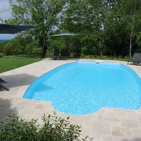 Les Deux Lièvres Hébergement de vacances *