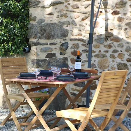 Les Deux Lièvres Villefranche-de-Rouergue