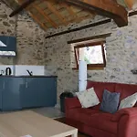 Les Deux Lievres بيت للعطل *