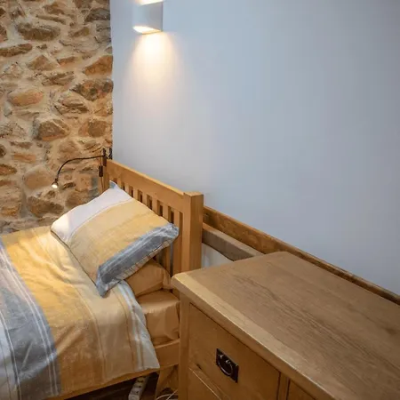 Holiday home Les Deux Lievres *